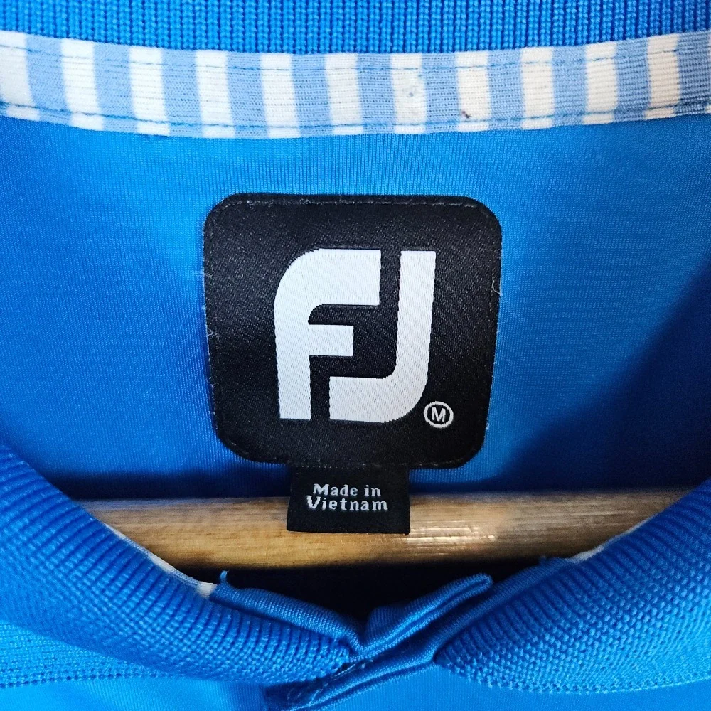 FootJoy Men's‎ Blue Golf Polo Shirt Size M Polyester/Spandex Embroidered PINHOLE